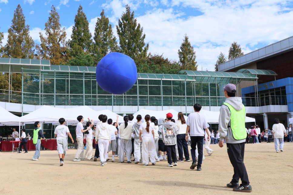 5f89bf399516b0ad7eebf78d5d964957_1793296696_645.jpg